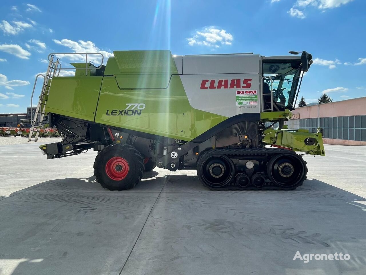 combină de recoltat cereale Claas Lexion 760 TT