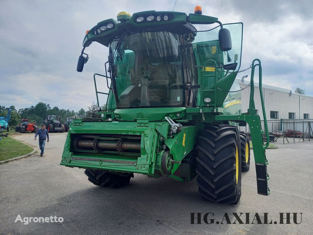 combină de recoltat cereale John Deere T660