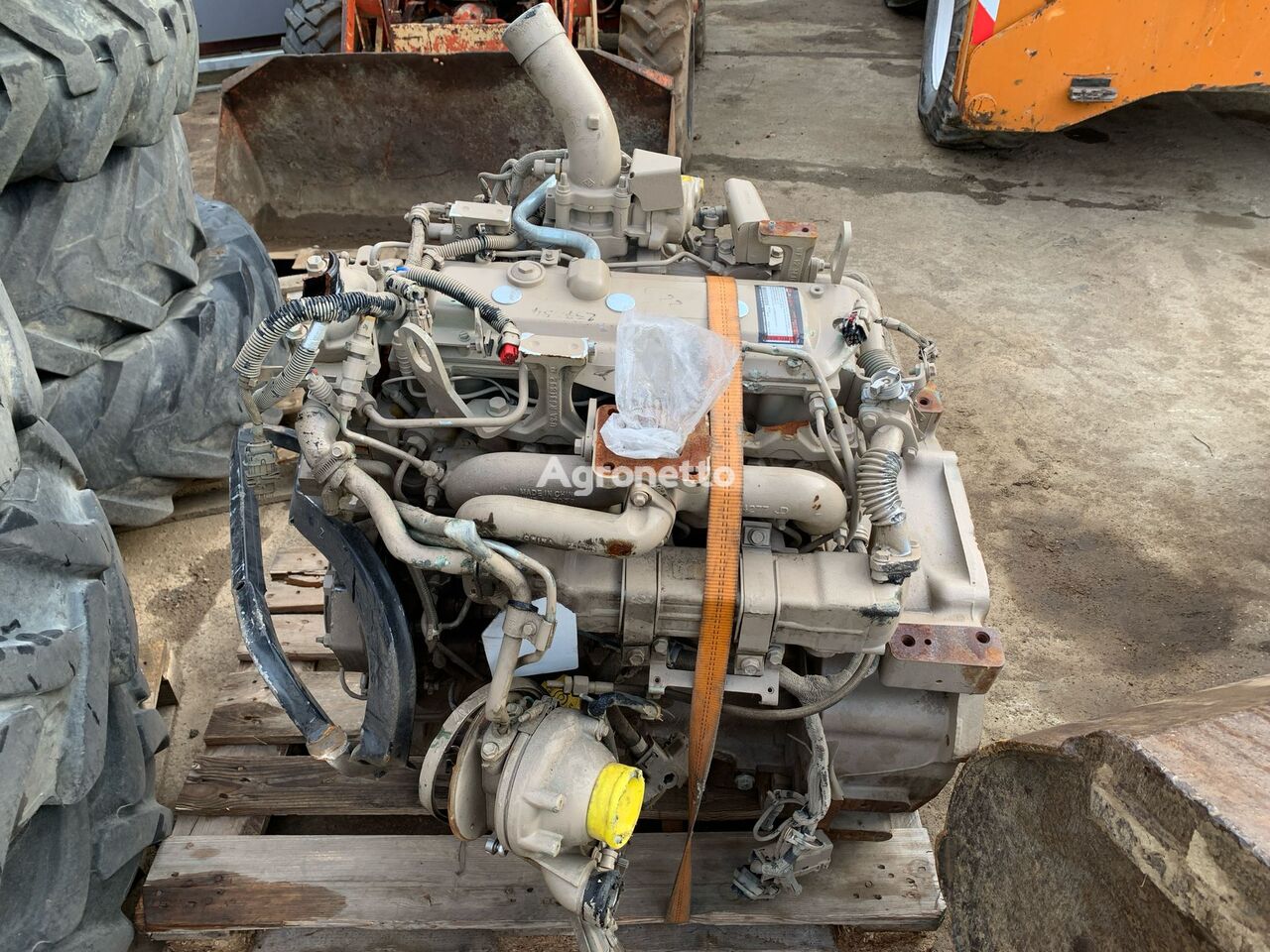 motor John Deere 4045HRT90 ENGINE pentru tractor cu roţi