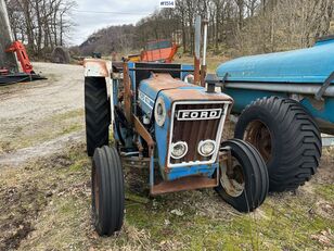tractor cu roţi Ford 4100