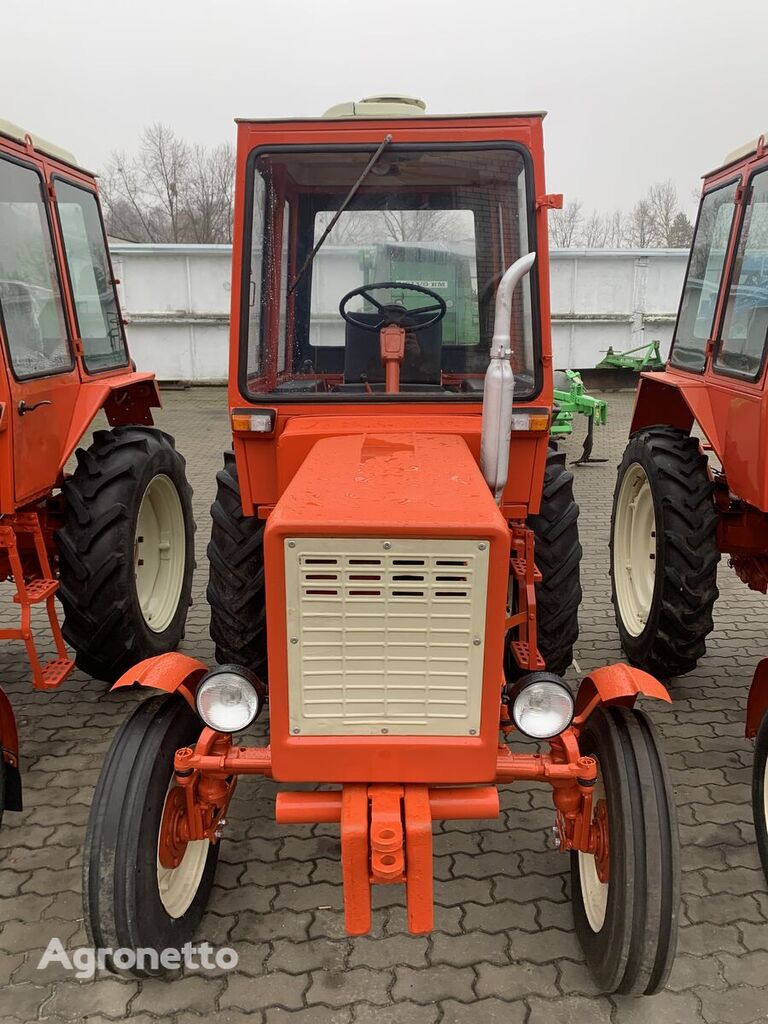 tractor cu roţi HTZ T25 "Vladimirets"