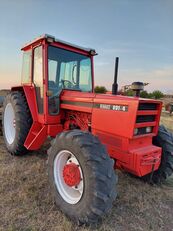 tractor cu roţi Renault 891-4