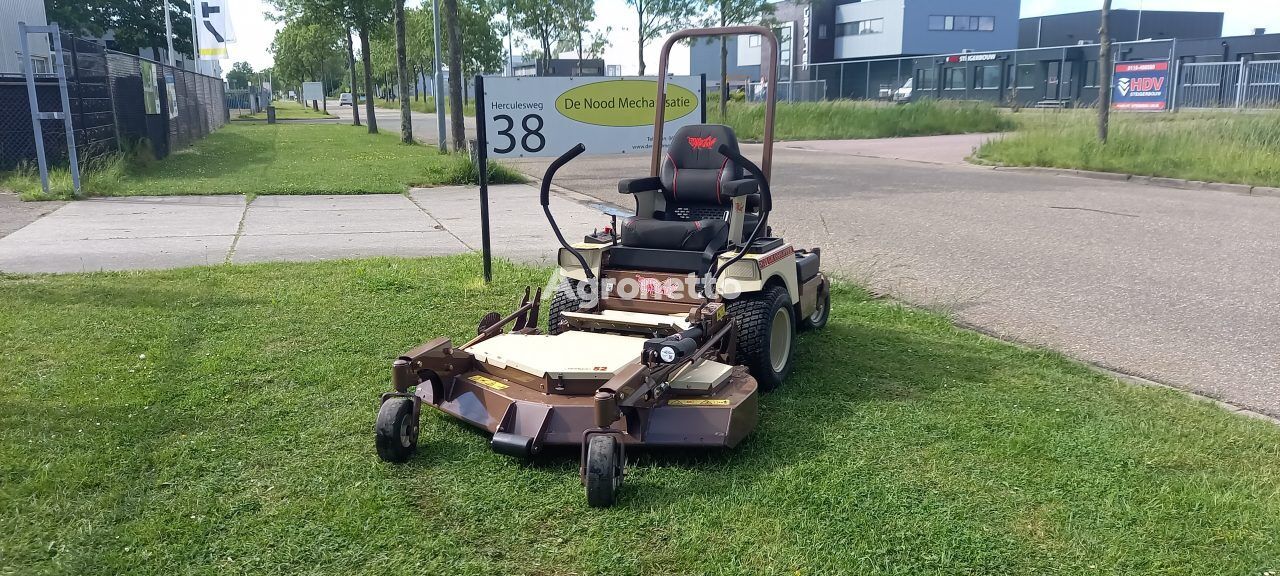 tractor tăiat iarba Grasshopper 526V 52