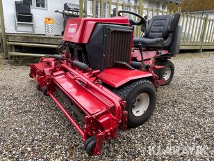 tractor tăiat iarba Toro Reelmaster 216-D